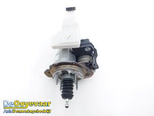 Gebruikte Rembooster Peugeot 308 SW (F4/FC/FN/FR) 1.6 16V HYbrid 180 e-EAT8 Prijs € 289,99 Margeregeling aangeboden door Autodemontagebedrijf De Ooyevaar