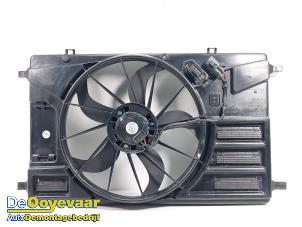 Gebruikte Vin Ford Transit 2.2 TDCi 16V Prijs € 99,99 Margeregeling aangeboden door Autodemontagebedrijf De Ooyevaar