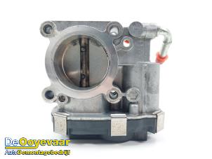 Gebruikte Gasklephuis Dacia Jogger 1.6 Hybrid 140 16V Prijs € 79,99 Margeregeling aangeboden door Autodemontagebedrijf De Ooyevaar