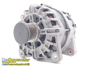 Gebruikte Dynamo Nissan Micra (K14) 1.0 IG-T 100 Prijs € 35,00 Margeregeling aangeboden door Autodemontagebedrijf De Ooyevaar