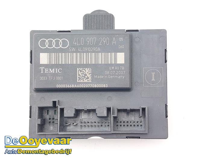 Gebruikte Central electronic module Audi Q7 (4LB) 4.2 FSI V8 32V Prijs € 29,99 Margeregeling aangeboden door Autodemontagebedrijf De Ooyevaar