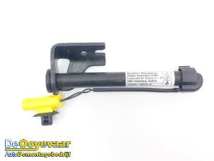 Gebruikte Popup Systeem Motorkap BMW iX (I20) xDrive45 101 kWh Prijs € 125,00 Margeregeling aangeboden door Autodemontagebedrijf De Ooyevaar