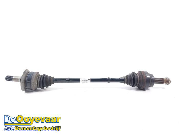 Gebrauchte Aandrijfas links-achter BMW X5 (F15) xDrive 25d 2.0 Preis € 99,99 Margenregelung angeboten von Autodemontagebedrijf De Ooyevaar
