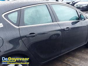 Gebruikte Deur 4Deurs rechts-achter Opel Astra J (PC6/PD6/PE6/PF6) 1.4 Turbo 16V ecoFLEX 120 Prijs € 59,99 Margeregeling aangeboden door Autodemontagebedrijf De Ooyevaar