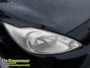 Gebruikte Rechter Koplamp Ford Ka II 1.2 Prijs € 79,99 Margeregeling aangeboden door Autodemontagebedrijf De Ooyevaar