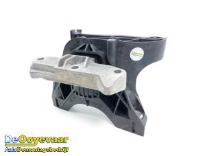 Gebruikte Motorrubber Peugeot 5008 II (M4/MC/MJ/MR) 1.6 16V PureTech 180 Prijs op aanvraag aangeboden door Autodemontagebedrijf De Ooyevaar