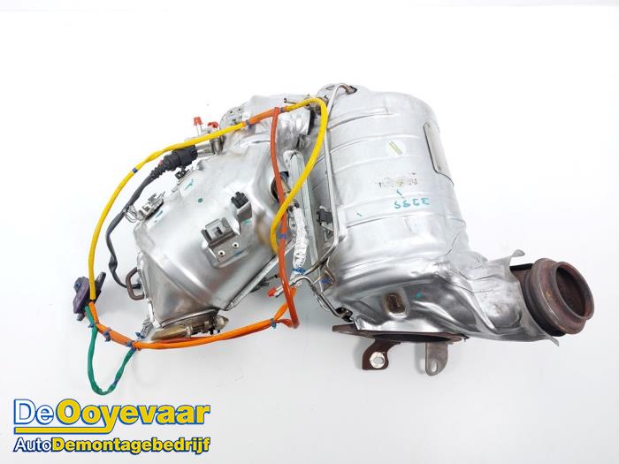 Gebruikte Roetfilter Renault Trafic (1FL/2FL/3FL/4FL) 2.0 dCi 16V 130 Prijs € 1.199,00 Margeregeling aangeboden door Autodemontagebedrijf De Ooyevaar