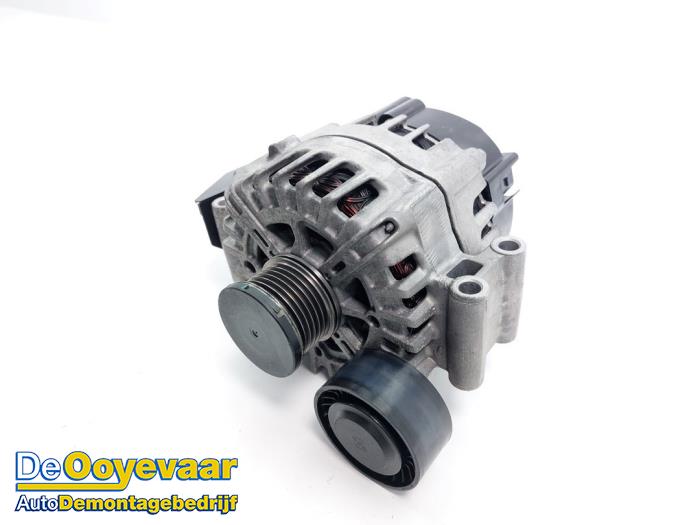 Gebruikte Dynamo BMW M760 (G11/12) M760Li xDrive V12 48V TwinPower Turbo Prijs € 389,99 Margeregeling aangeboden door Autodemontagebedrijf De Ooyevaar