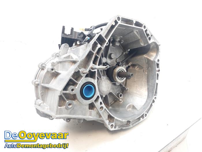 Gebruikte Versnellingsbak Renault Kangoo Express (RFK) 1.5 Blue dCi 75 Prijs € 799,99 Margeregeling aangeboden door Autodemontagebedrijf De Ooyevaar