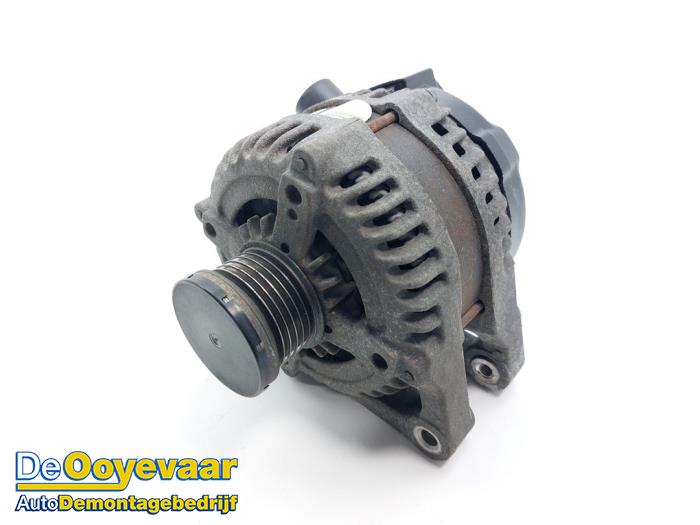 Gebruikte Alternator Ford Fiesta 6 (JA8) 1.0 EcoBoost 12V 125 Prijs € 49,99 Margeregeling aangeboden door Autodemontagebedrijf De Ooyevaar