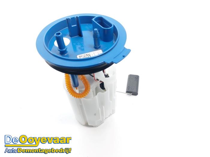 Gebruikte Tank element Pomp Volkswagen Tiguan (AD1) 1.5 TSI 16V Evo BlueMotion Technology Prijs € 49,99 Margeregeling aangeboden door Autodemontagebedrijf De Ooyevaar