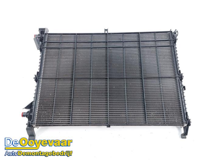 Gebruikte Radiateur BMW XM (09) 4.4 PHEV 29/30 kWh Prijs € 299,99 Margeregeling aangeboden door Autodemontagebedrijf De Ooyevaar