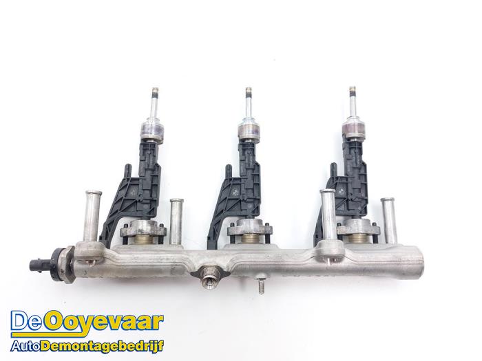 Gebruikte Common rail (Injectie) BMW 1 serie (F70) 120 1.5 TwinPower Turbo 12V Prijs € 45,00 Margeregeling aangeboden door Autodemontagebedrijf De Ooyevaar
