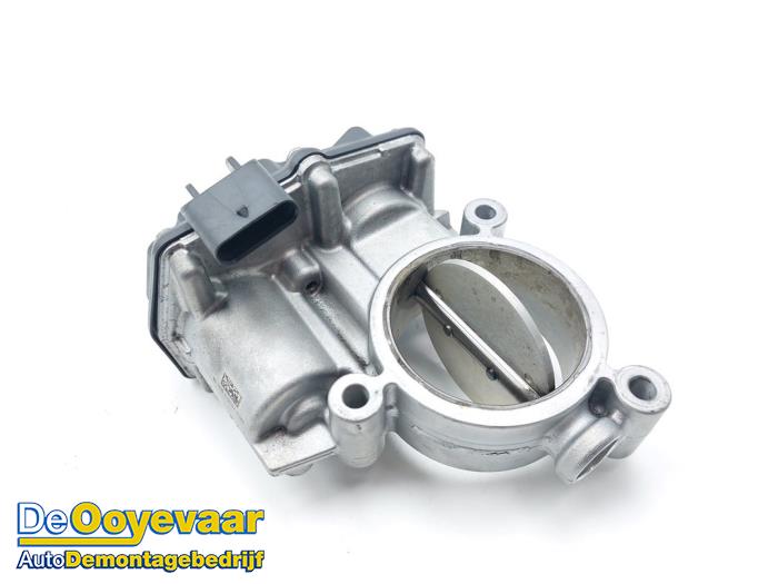 Gebruikte Gasklephuis Mercedes B (W247) 2.0 B-200d Prijs € 35,00 Margeregeling aangeboden door Autodemontagebedrijf De Ooyevaar