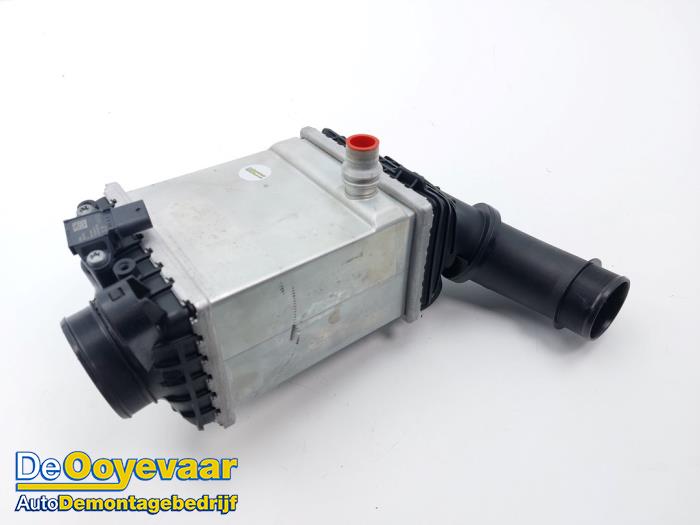 Gebruikte Intercooler BMW XM (09) 4.4 PHEV 29/30 kWh Prijs € 325,00 Margeregeling aangeboden door Autodemontagebedrijf De Ooyevaar