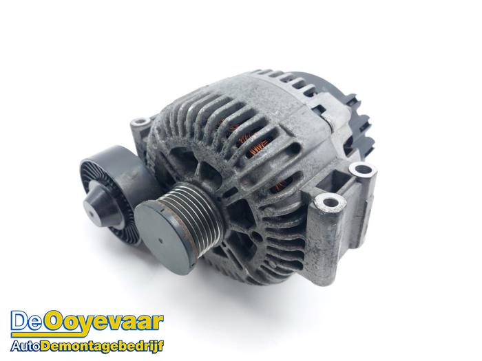 Gebruikte Alternator BMW 3 serie Touring (E91) 325i 24V Prijs € 29,99 Margeregeling aangeboden door Autodemontagebedrijf De Ooyevaar