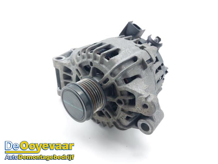 Gebruikte Dynamo Ford Focus 3 Wagon 1.5 EcoBoost 16V 150 Prijs € 34,99 Margeregeling aangeboden door Autodemontagebedrijf De Ooyevaar