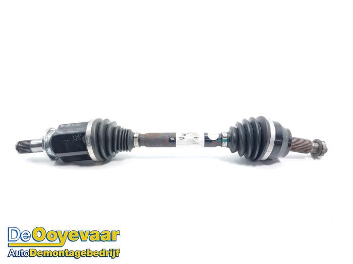 Gebruikte Aandrijfas links-voor Landrover Range Rover Sport (LW) 3.0 SDV6 Prijs € 224,99 Margeregeling aangeboden door Autodemontagebedrijf De Ooyevaar