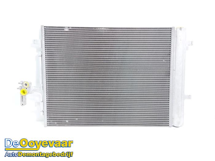 Gebruikte Airco Condensor Volvo V40 Cross Country (MZ) 1.5 T3 16V Geartronic Prijs € 39,99 Margeregeling aangeboden door Autodemontagebedrijf De Ooyevaar
