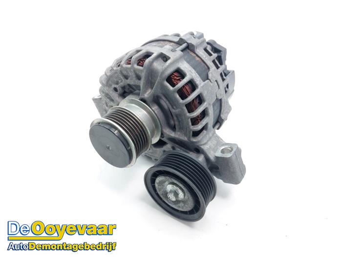 Gebruikte Dynamo Landrover Range Rover Evoque (LVJ/LVS) 2.0 Si4 240 16V 5-drs. Prijs € 374,99 Margeregeling aangeboden door Autodemontagebedrijf De Ooyevaar