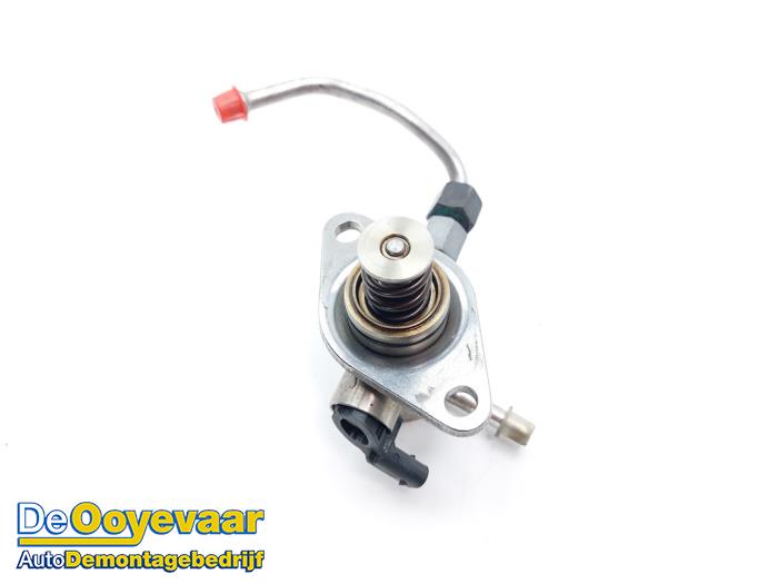 Gebruikte Brandstofpomp Mechanisch Opel Grandland (X) 1.2 Turbo 12V Prijs € 54,99 Margeregeling aangeboden door Autodemontagebedrijf De Ooyevaar