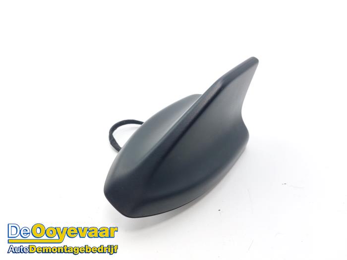 Gebruikte Antenne Ford Kuga III (DFK) 2.5 PHEV 16V Prijs € 19,99 Margeregeling aangeboden door Autodemontagebedrijf De Ooyevaar
