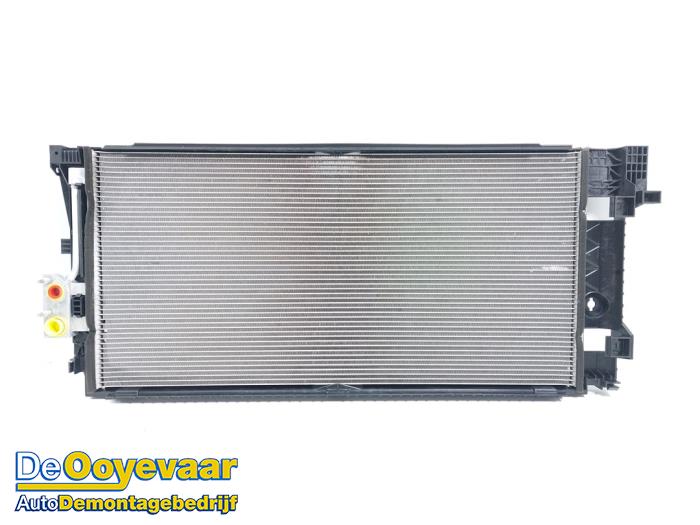Gebruikte Airco Condensor Polestar Polestar 2 78kWh Long Range Single Motor Prijs € 375,00 Margeregeling aangeboden door Autodemontagebedrijf De Ooyevaar