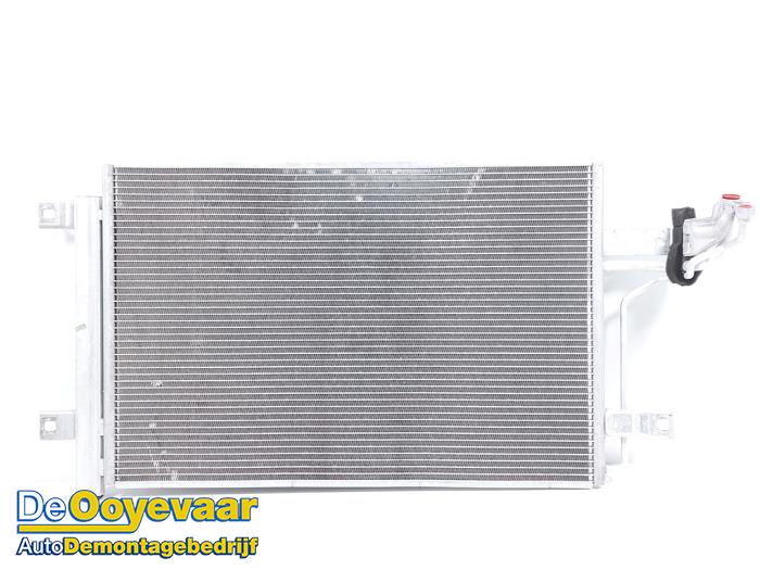 Gebruikte Airco Condensor Mazda CX-30 (DM) 2.0 e-SkyActiv X 186 M Hybrid 16V Prijs € 199,99 Margeregeling aangeboden door Autodemontagebedrijf De Ooyevaar