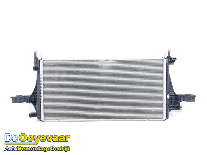 Gebruikte Radiateur Volvo C40 Recharge (XK) Recharge Prijs € 149,99 Margeregeling aangeboden door Autodemontagebedrijf De Ooyevaar