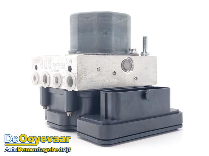 Gebruikte ABS Pomp Opel Corsa E 1.4 16V Prijs € 29,99 Margeregeling aangeboden door Autodemontagebedrijf De Ooyevaar