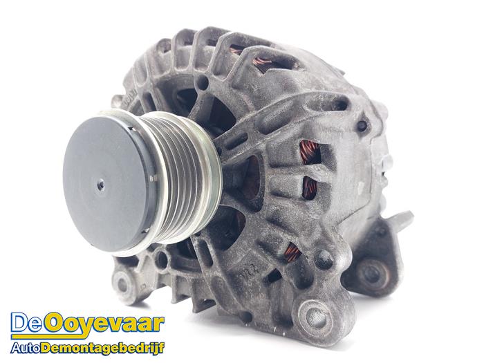 Gebruikte Dynamo Volkswagen Polo V (6R) 1.2 TDI 12V BlueMotion Prijs € 39,99 Margeregeling aangeboden door Autodemontagebedrijf De Ooyevaar