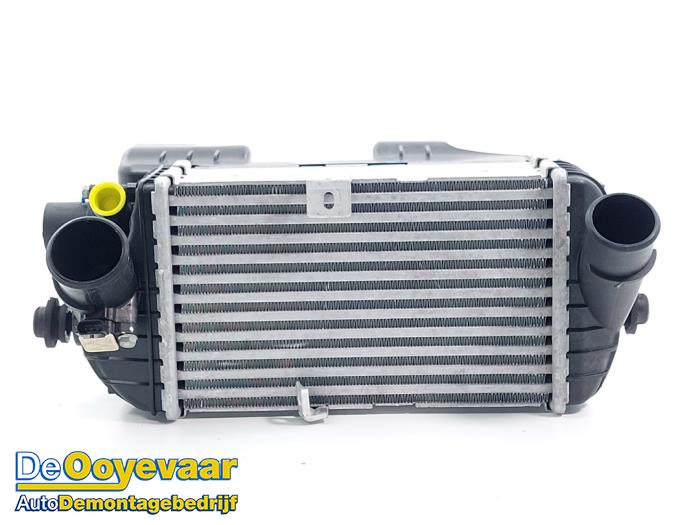 Gebruikte Intercooler Kia Stonic (YB) 1.0i T-GDi 12V Eco-Dynamics+ Prijs € 169,99 Margeregeling aangeboden door Autodemontagebedrijf De Ooyevaar