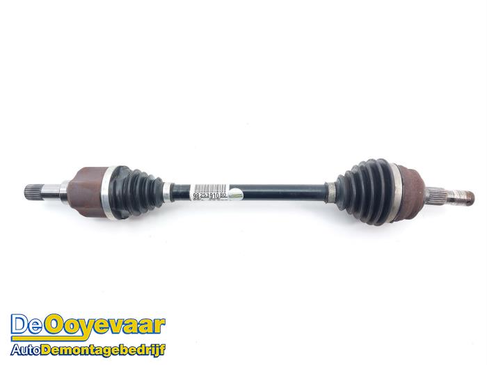 Gebruikte Steekas links-voor Opel Corsa F (UB/UH/UP) 1.2 Turbo 12V 100 Prijs € 49,99 Margeregeling aangeboden door Autodemontagebedrijf De Ooyevaar