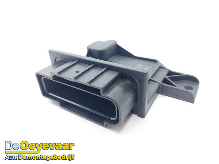Gebruikte Brandstofpomp module Opel Astra K Sports Tourer 1.2 Turbo 12V Prijs € 54,99 Margeregeling aangeboden door Autodemontagebedrijf De Ooyevaar