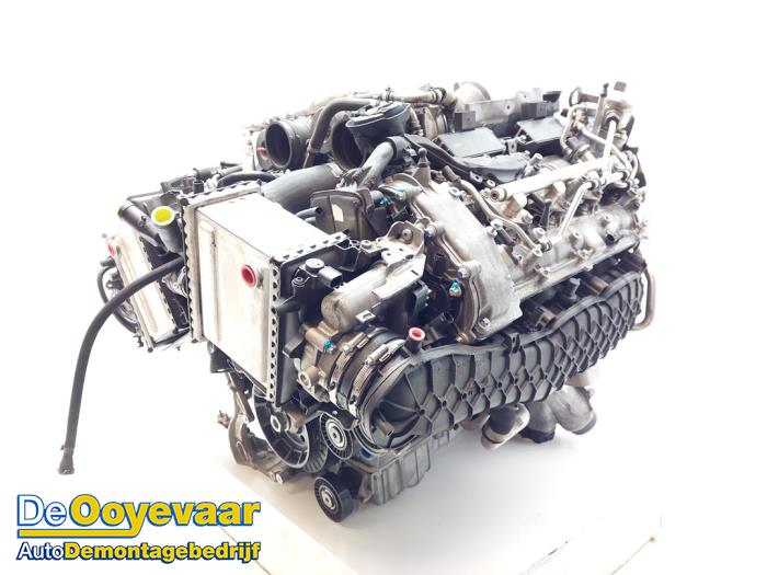 Gebruikte Motor Mercedes C (W205) C-63 S,Edition 1 AMG 4.0 V8 Biturbo Prijs € 6.149,99 Margeregeling aangeboden door Autodemontagebedrijf De Ooyevaar