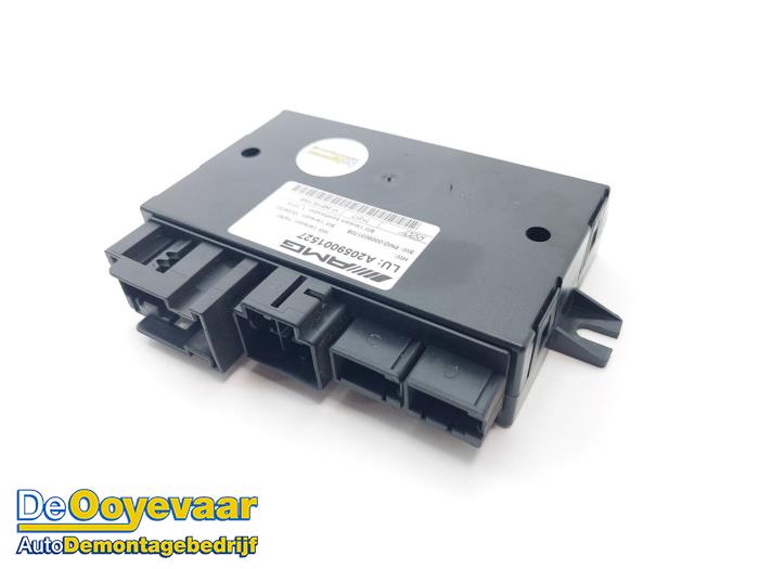 Gebruikte Module (diversen) Mercedes C (W205) C-63 S,Edition 1 AMG 4.0 V8 Biturbo Prijs € 99,99 Margeregeling aangeboden door Autodemontagebedrijf De Ooyevaar