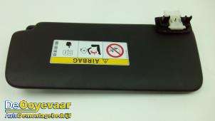 Gebruikte Zonneklep Mercedes CLA (117.3) 1.6 CLA-180 16V Prijs € 19,99 Margeregeling aangeboden door Autodemontagebedrijf De Ooyevaar