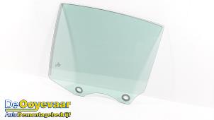 Gebruikte Extra Ruit 4Deurs links-achter BMW 6 serie Gran Coupe (F06) 640d 24V Prijs € 29,99 Margeregeling aangeboden door Autodemontagebedrijf De Ooyevaar