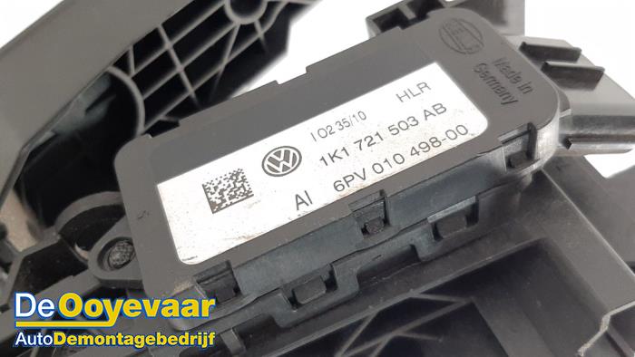 Gaspedaalpositie Sensor van een Volkswagen Scirocco (137/13AD) 1.4 TSI 122 16V 2010