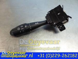 Gebruikte Licht Schakelaar Mitsubishi Colt (Z2/Z3) 1.3 16V Prijs € 12,50 Margeregeling aangeboden door Autodemontagebedrijf De Ooyevaar