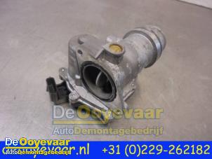 Gebruikte Gasklephuis Mercedes A (W176) 1.5 A-180 CDI, A-180d 16V Prijs € 15,00 Margeregeling aangeboden door Autodemontagebedrijf De Ooyevaar