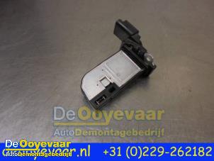 Gebruikte Luchtmassameter Peugeot 308 SW (L4/L9/LC/LJ/LR) 1.6 BlueHDi 120 Prijs € 19,99 Margeregeling aangeboden door Autodemontagebedrijf De Ooyevaar