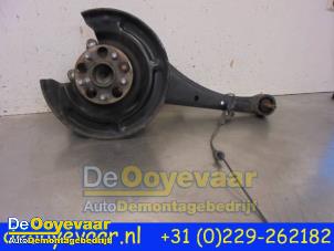 Gebruikte Fusee rechts-achter Lexus CT 200h 1.8 16V Prijs € 39,99 Margeregeling aangeboden door Autodemontagebedrijf De Ooyevaar