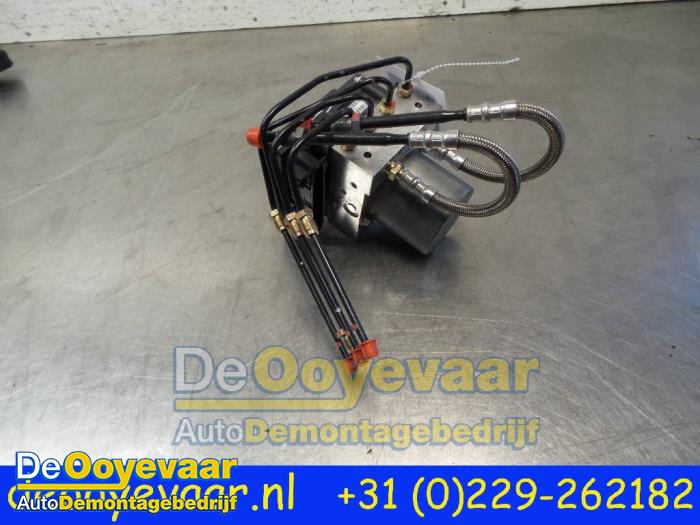 Gebruikte ABS Pomp Porsche Boxster (987) 3.2 S 24V Prijs € 39,99 Margeregeling aangeboden door Autodemontagebedrijf De Ooyevaar