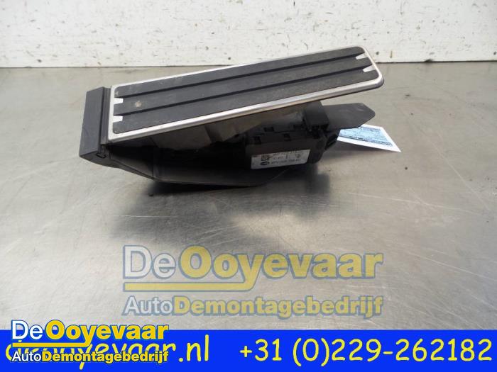 Gebruikte Gaspedaalpositie Sensor Porsche Boxster (987) 3.2 S 24V Prijs € 19,99 Margeregeling aangeboden door Autodemontagebedrijf De Ooyevaar