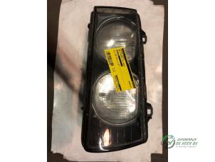 Gebruikte Koplamp rechts BMW 3 serie Touring (E36/3) 316i Prijs € 35,00 Margeregeling aangeboden door Autobedrijf de Heer B.V.
