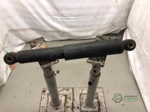 Gebruikte Schokdemper rechts-achter Chevrolet Matiz 0.8 S,SE Prijs € 22,00 Margeregeling aangeboden door Autobedrijf de Heer B.V.