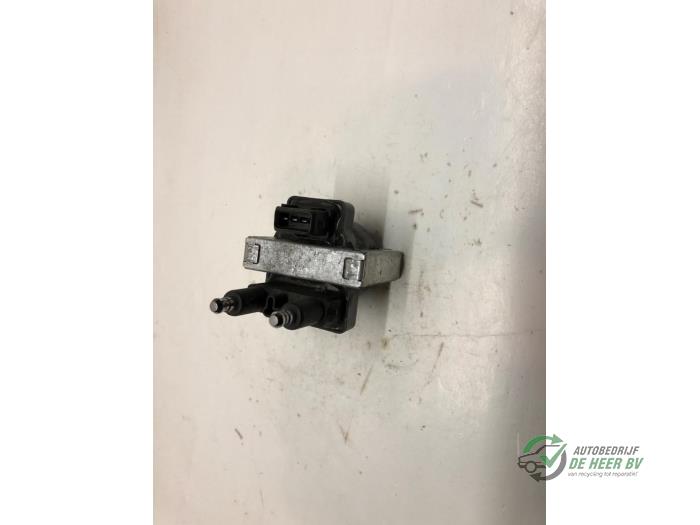 Gebruikte Bobine Renault Laguna I (B56) 1.8 Prijs € 35,00 Margeregeling aangeboden door Autobedrijf de Heer B.V.