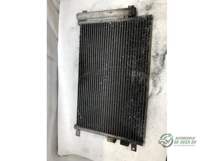 Gebruikte Airco Condensor Alfa Romeo 156 (932) 2.0 Twin Spark 16V Prijs € 32,00 Margeregeling aangeboden door Autobedrijf de Heer B.V.