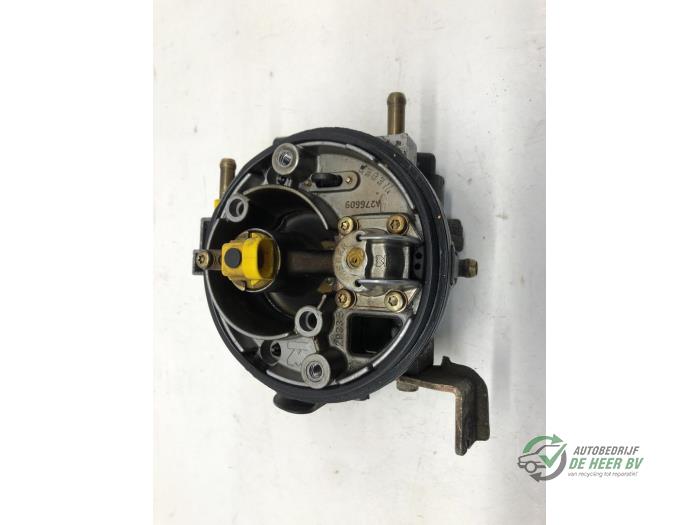 Gebruikte Injectiehuis Fiat Punto I (176) 60 S,SX 1.2 Fire SPI Prijs € 45,00 Margeregeling aangeboden door Autobedrijf de Heer B.V.
